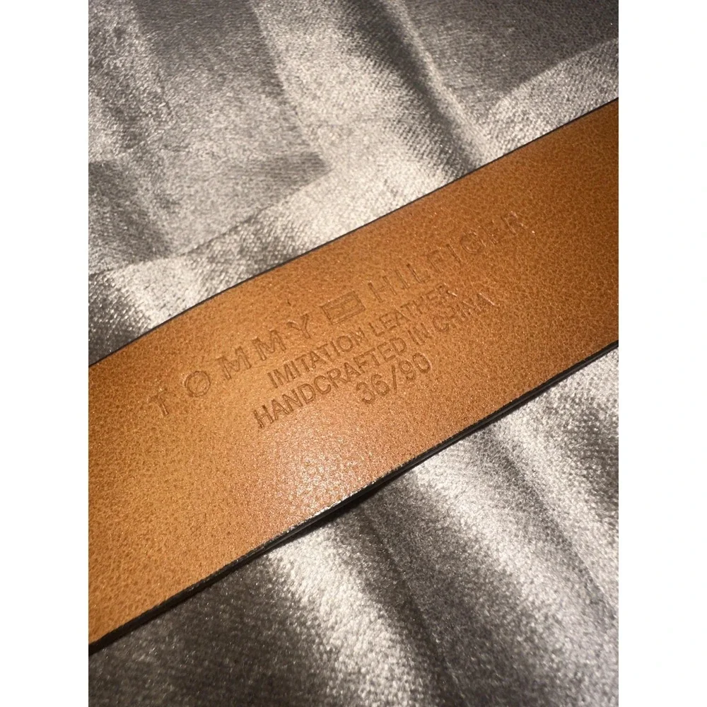 Tommy Hilfiger Belt Mens 36/90 Brown Imitation Leather Silver‎ Buckle Flag Logo